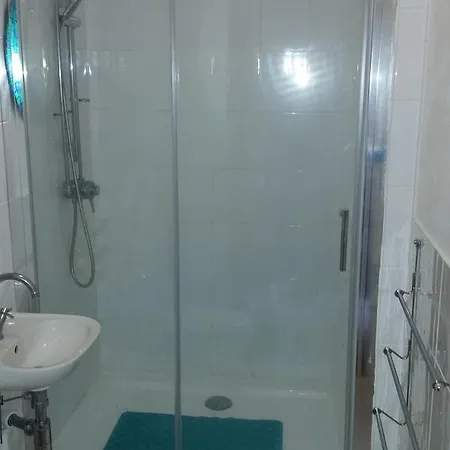 Acedale Apartment *